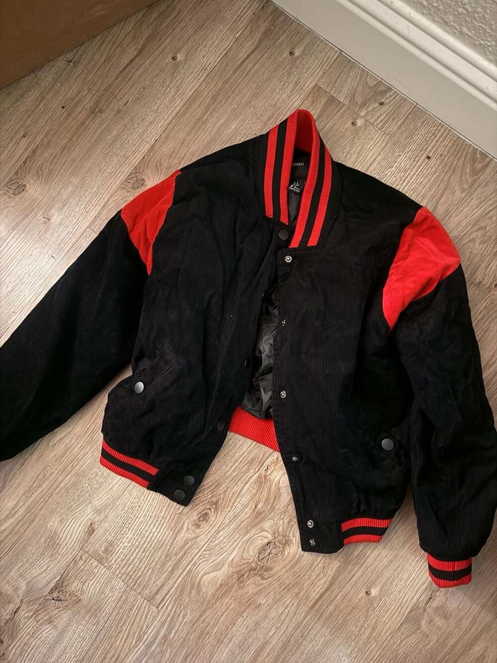 Forever 21 Women's Black & Red Colorblock Corduroy Bomber Jacket